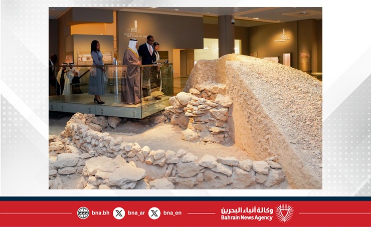 في إطار زيارته الرسمية إلى مملكة البحرين.. رئيس وزراء بيرمودا يزور متحف البحرين الوطني